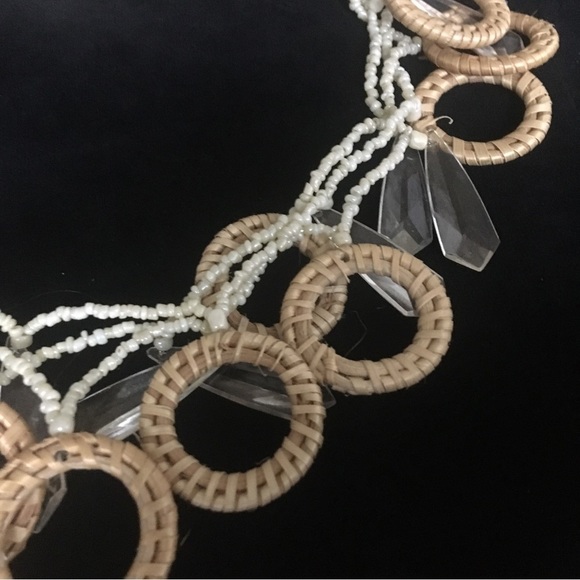 Beaded Basket Weave Style Necklace and Earrings Set - Picture 4 of 11